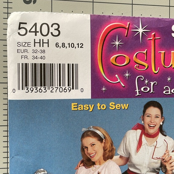 Simplicity 5403, sewing costume pattern, fifties, retro poodle skirt, size 6-12 - Picture 3 of 7